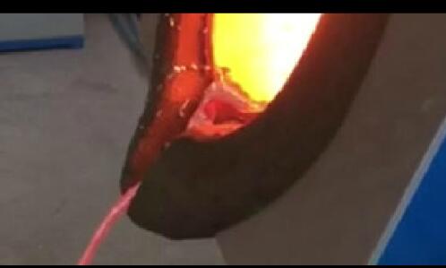 蜜桃视频APP安装熔煉爐